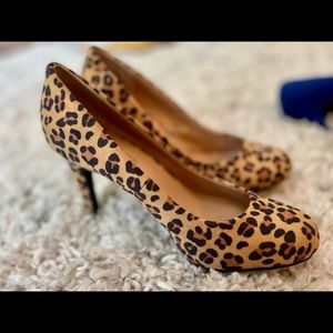 EUC Kelly and Katie Leopard Print Microfiber heels.